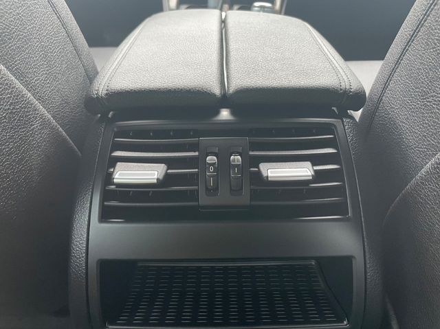 BMW寶馬 520I  第10張相片