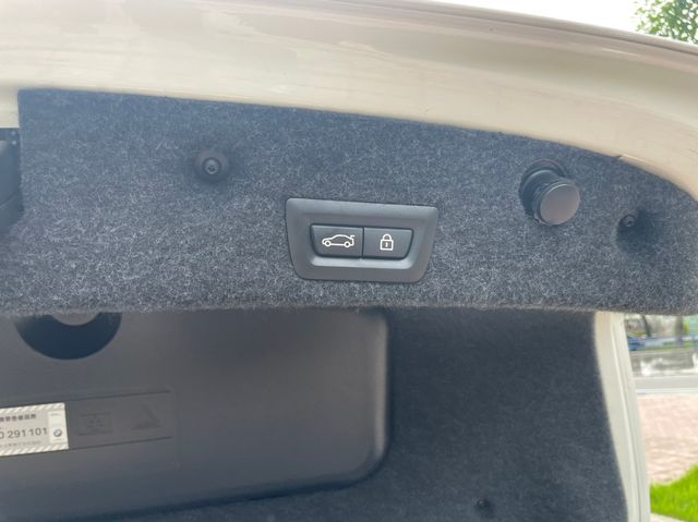 BMW寶馬 520I  第11張相片