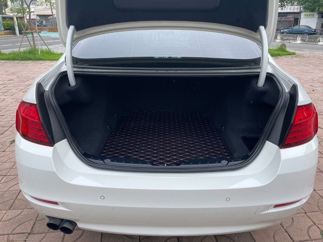 BMW寶馬 520I  第17張相片