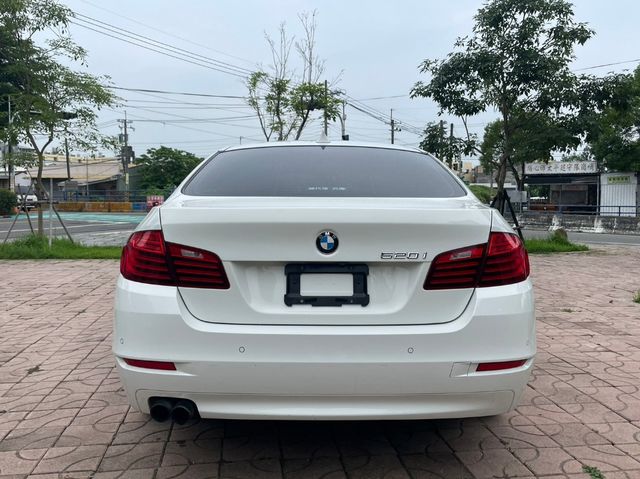 BMW寶馬 520I  第18張相片