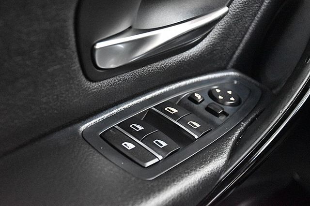 BMW寶馬 318I  第8張相片