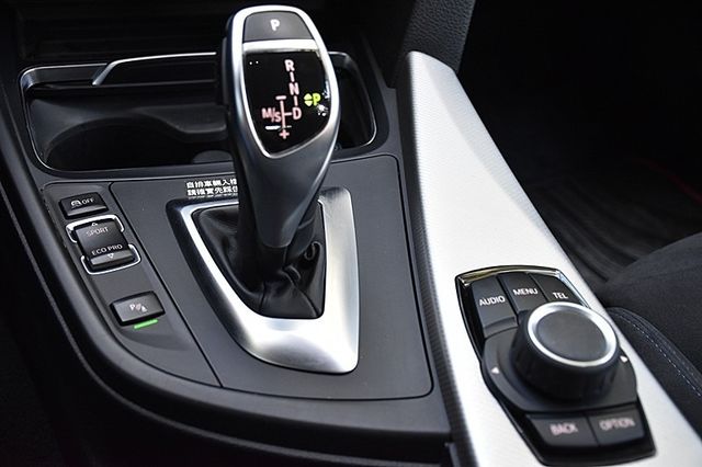 BMW寶馬 320 GT  第5張相片