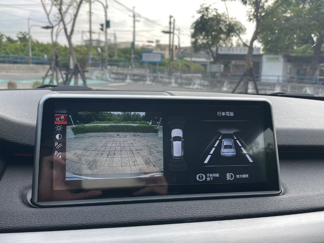 BMW寶馬 X5  第6張相片