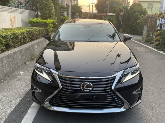 LEXUS凌志 ES200  第2張相片