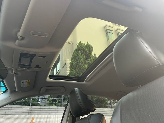 LEXUS凌志 ES200  第15張相片
