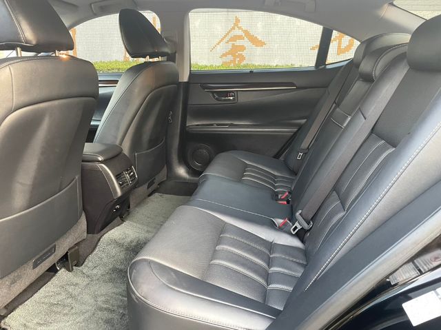 LEXUS凌志 ES200  第17張相片