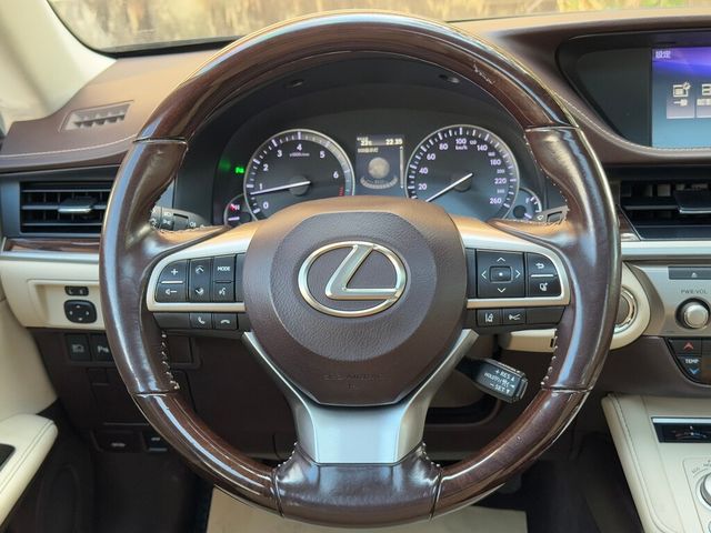 LEXUS凌志 ES200  第4張相片