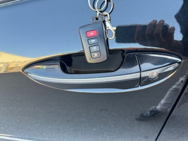 TOYOTA豐田 ALTIS  第4張相片