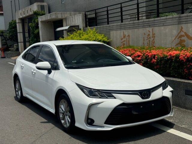 TOYOTA豐田 ALTIS  第3張相片