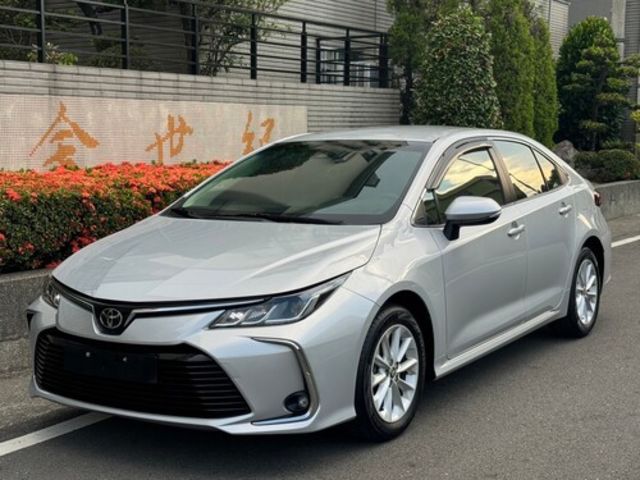 TOYOTA豐田 ALTIS  第1張相片