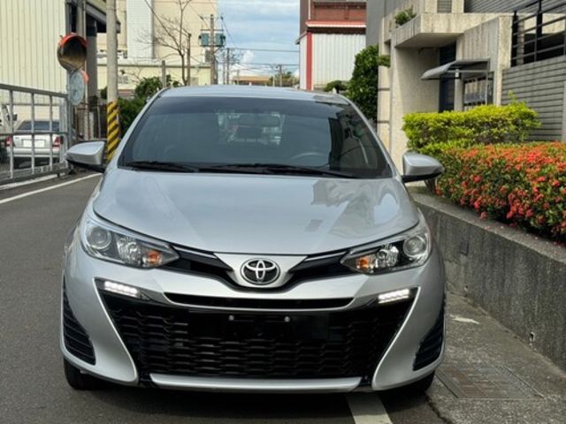 TOYOTA豐田 YARIS  第2張相片
