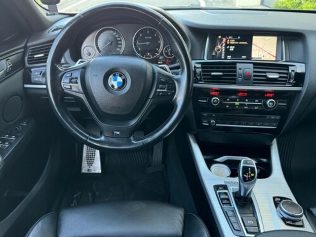 BMW寶馬 X4 XDRIVE30D  第4張相片