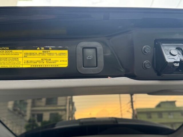 TOYOTA豐田 SIENNA  第11張相片