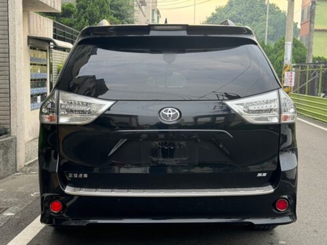 TOYOTA豐田 SIENNA  第20張相片