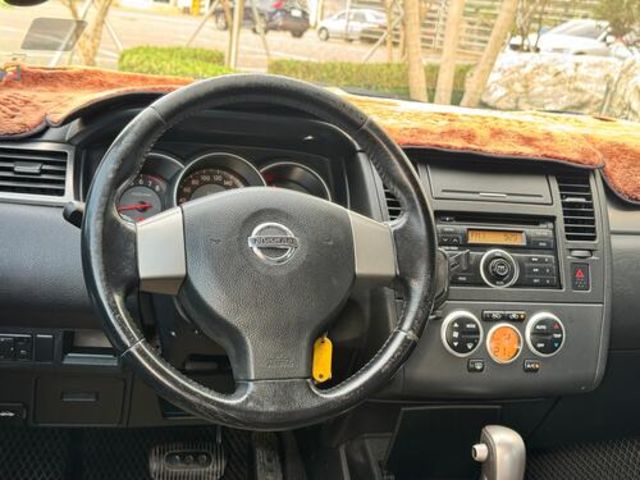 NISSAN日產 TIIDA  第3張相片