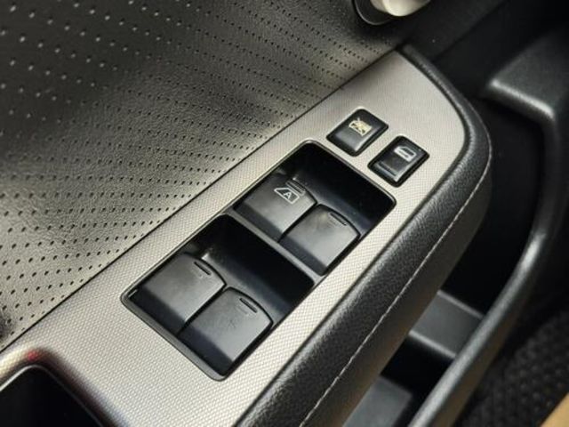 NISSAN日產 TIIDA  第9張相片