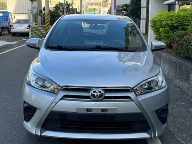 TOYOTA豐田 YARIS  第2張相片