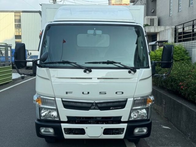 MITSUBISHI三菱 CANTER  第2張相片