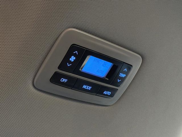 TOYOTA豐田 SIENNA  第10張相片