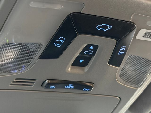 TOYOTA豐田 SIENNA  第12張相片