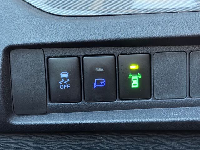 TOYOTA豐田 SIENNA  第14張相片