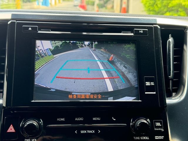 TOYOTA豐田 ALPHARD  第9張相片