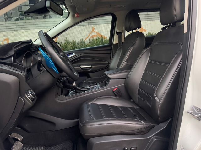 FORD福特 KUGA  第15張相片