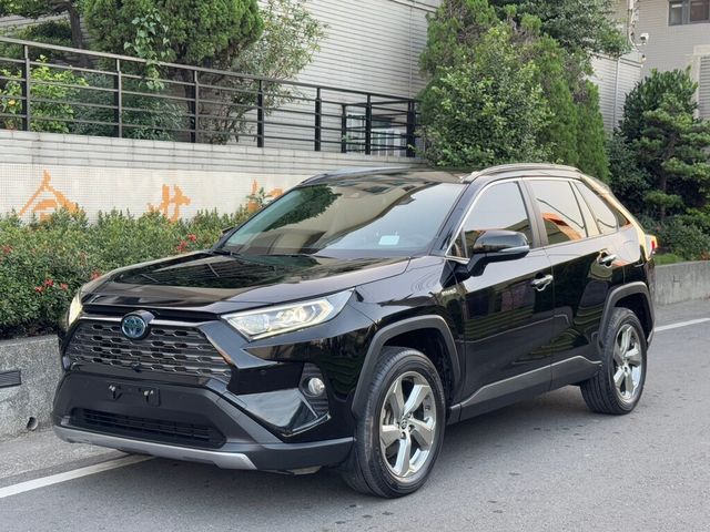 TOYOTA豐田 RAV4  第1張相片