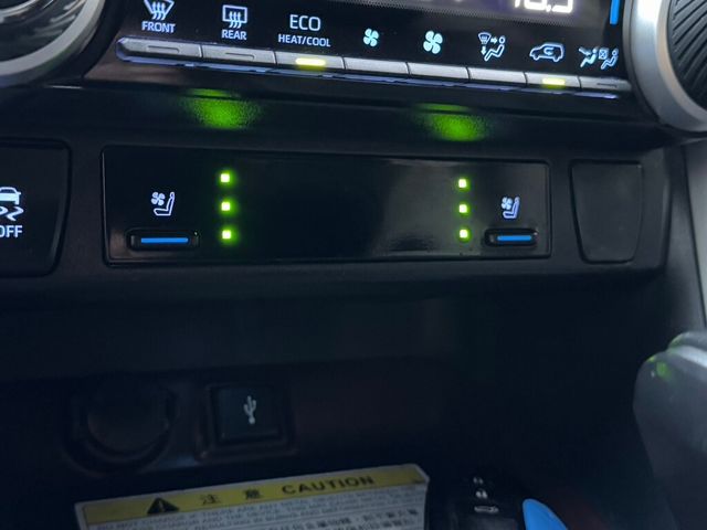 TOYOTA豐田 RAV4  第12張相片