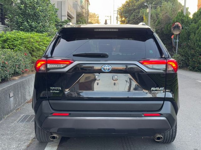 TOYOTA豐田 RAV4  第20張相片