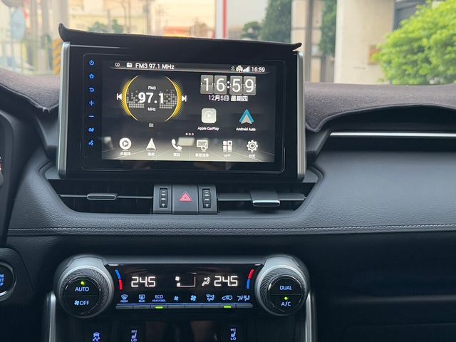 TOYOTA豐田 RAV4  第9張相片