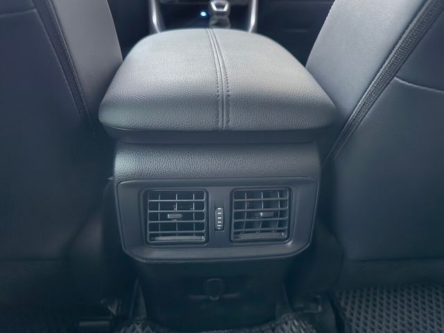TOYOTA豐田 RAV4  第11張相片