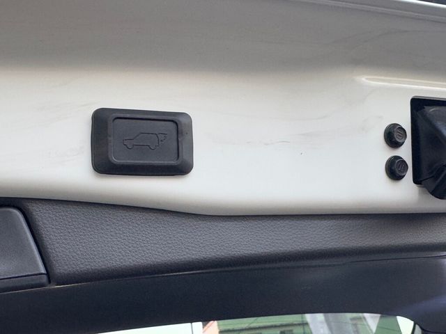 TOYOTA豐田 RAV4  第12張相片
