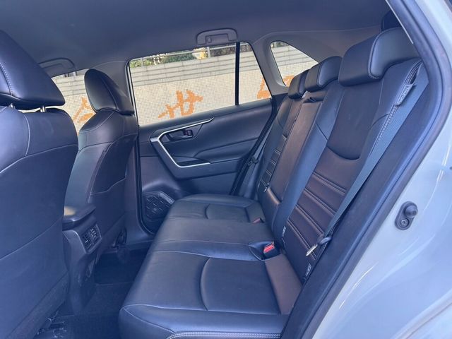 TOYOTA豐田 RAV4  第10張相片