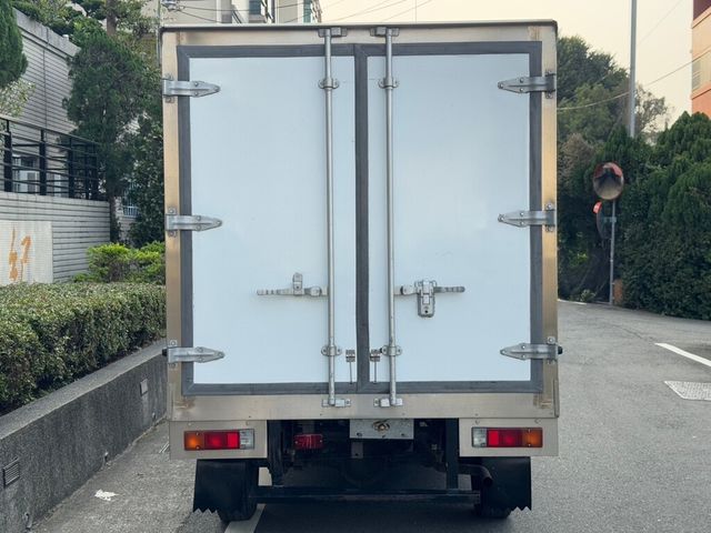 MITSUBISHI三菱 DELICA  第23張相片