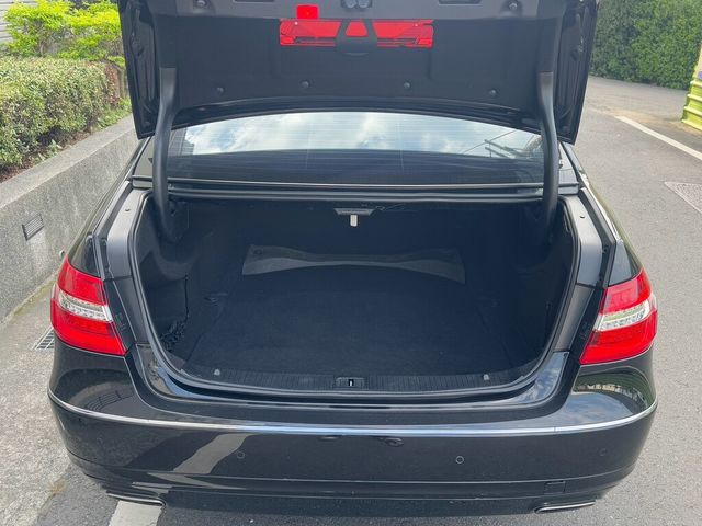 M-BENZ賓士 E200  第11張相片