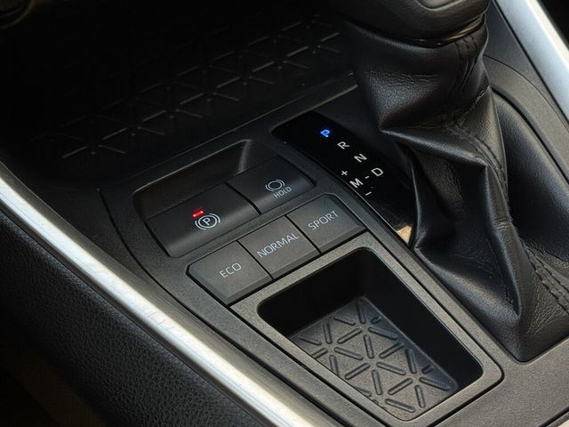 TOYOTA豐田 RAV4  第6張相片