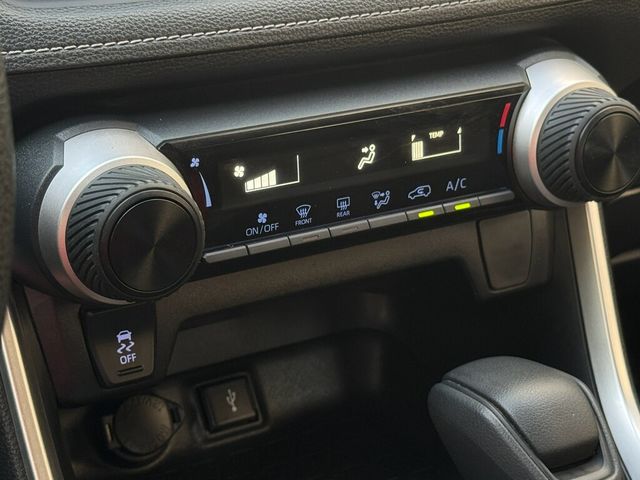 TOYOTA豐田 RAV4  第7張相片