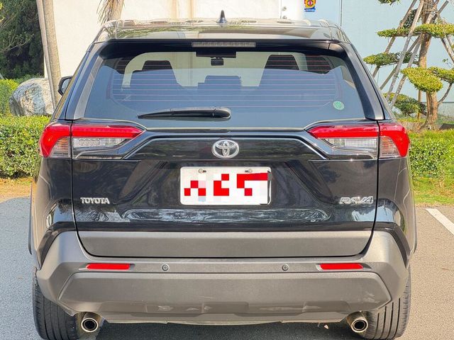 TOYOTA豐田 RAV4  第17張相片