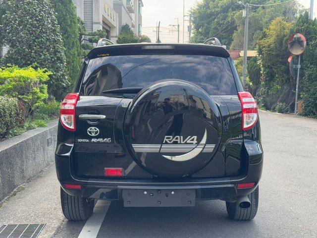 TOYOTA豐田 RAV4  第15張相片