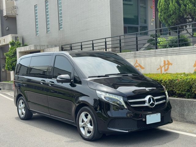 M-BENZ賓士 V220 D  第3張相片