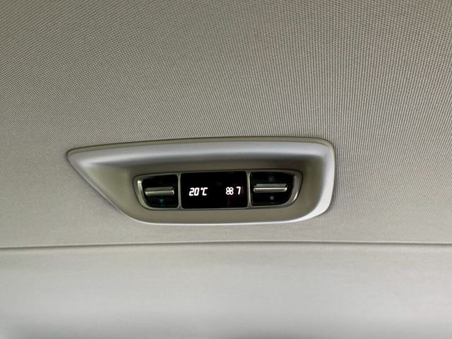 M-BENZ賓士 V220 D  第8張相片