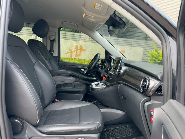 M-BENZ賓士 V220 D  第10張相片