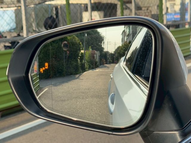 LEXUS凌志 RX300  第4張相片
