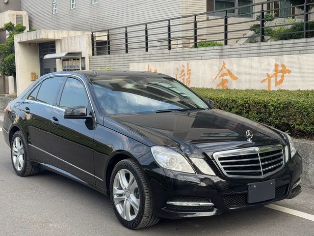 M-BENZ賓士 E200  第3張相片