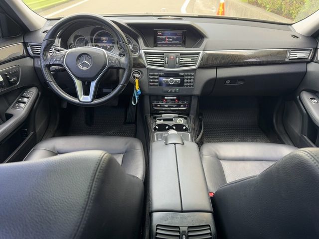 M-BENZ賓士 E200  第10張相片