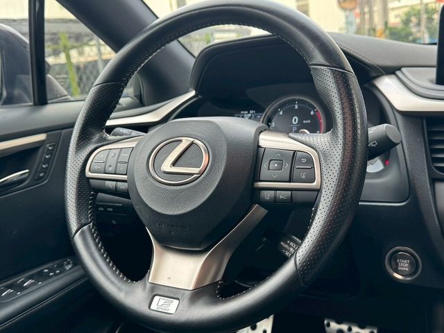 LEXUS凌志 RX300  第5張相片
