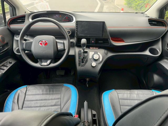 TOYOTA豐田 SIENTA  第10張相片
