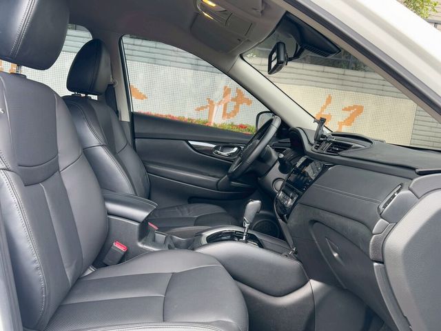 NISSAN日產 X-TRAIL  第13張相片