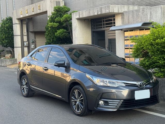 TOYOTA豐田 ALTIS  第3張相片
